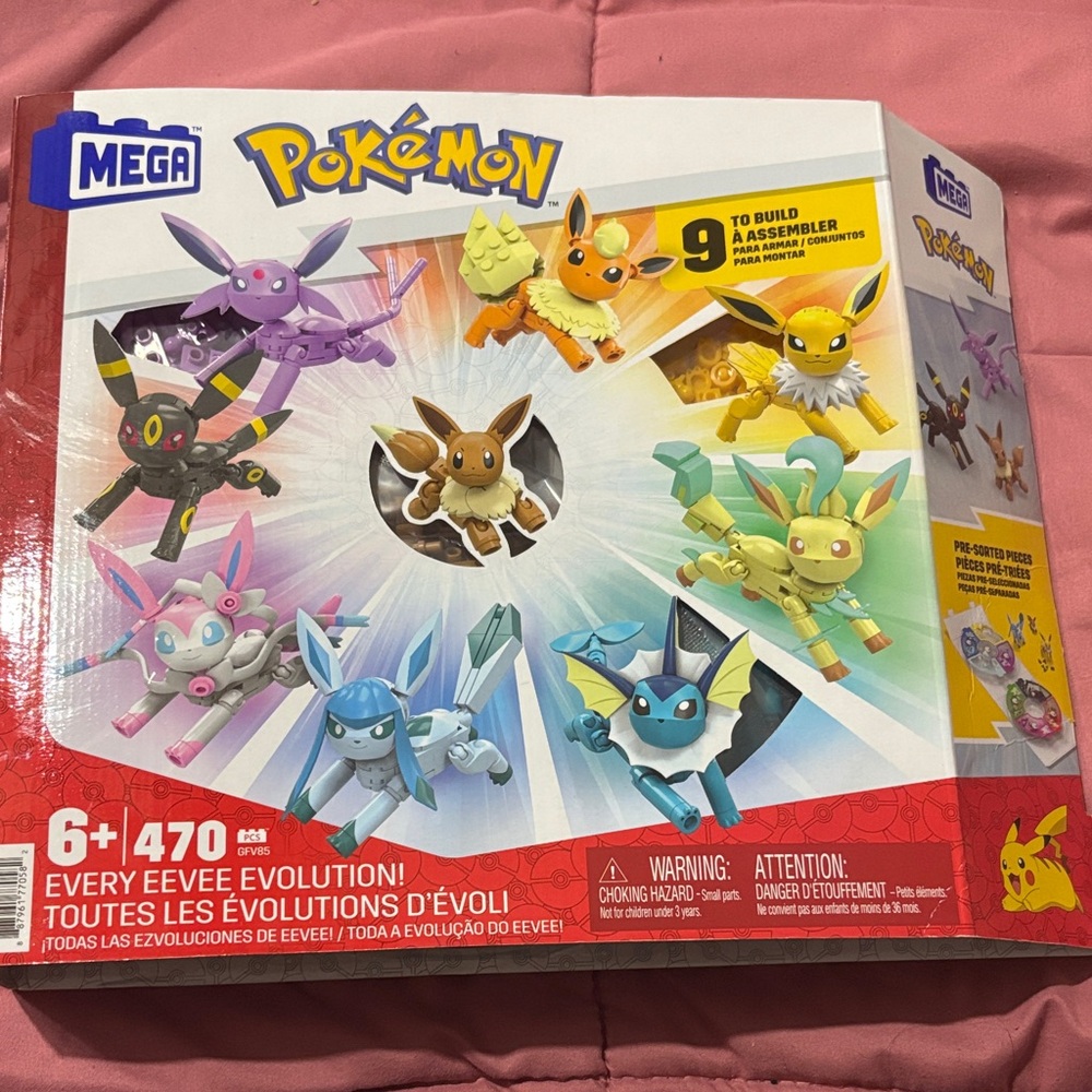 Mega Pokémon Eevee Evolution Building Set